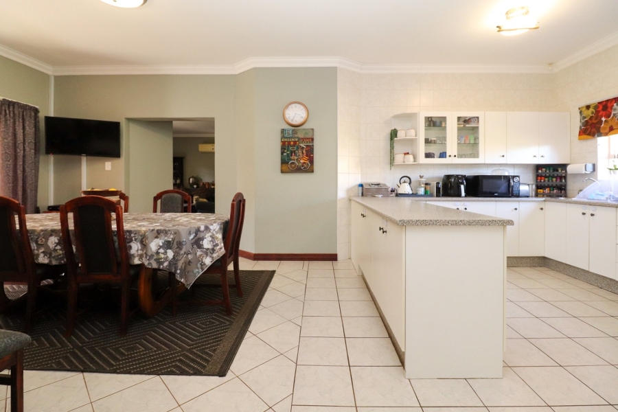 3 Bedroom Property for Sale in Flamwood North West